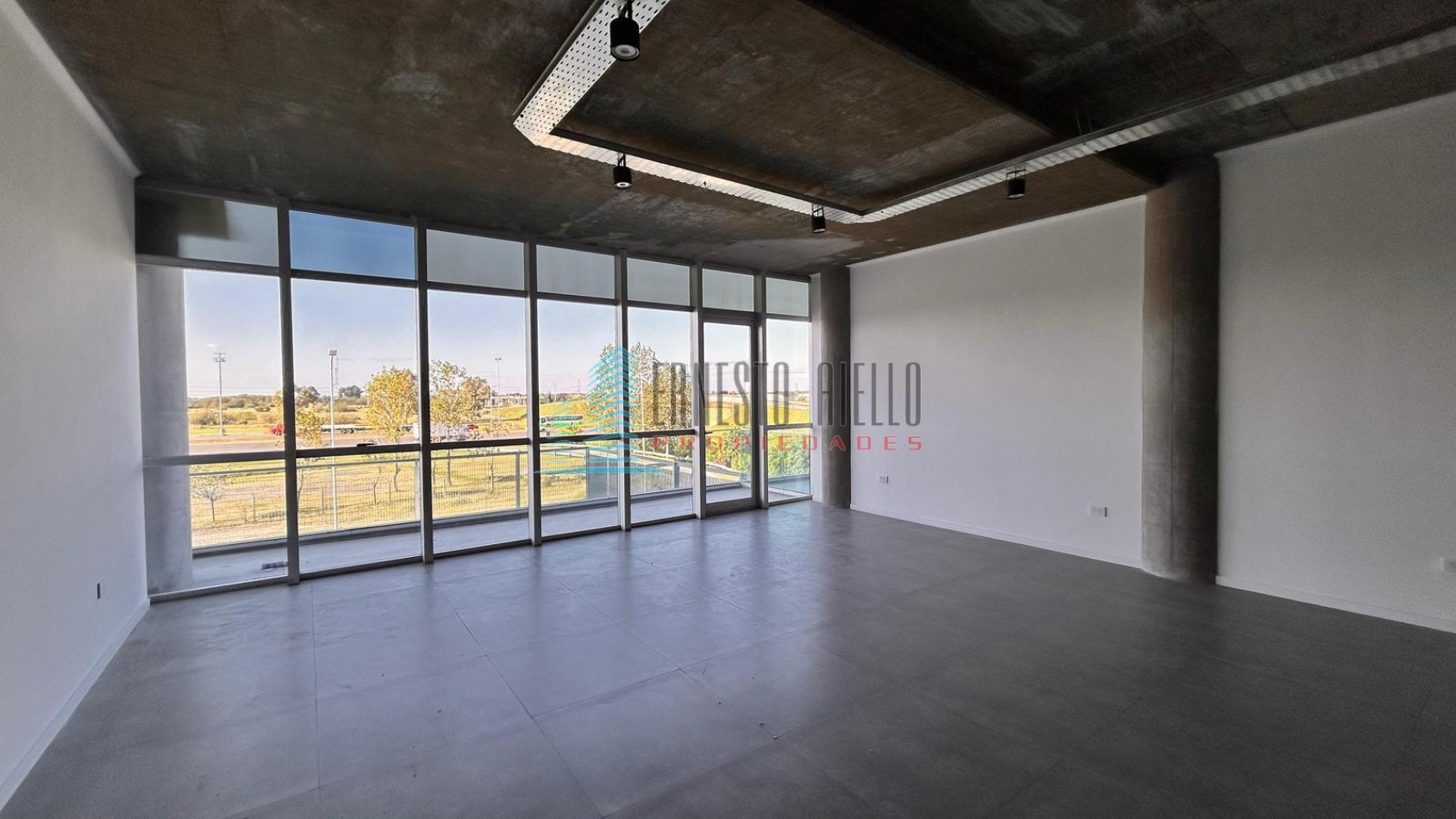 A. ALQUILER  Oficinas en Alquiler en Bertoia Tower - Polo Hudson