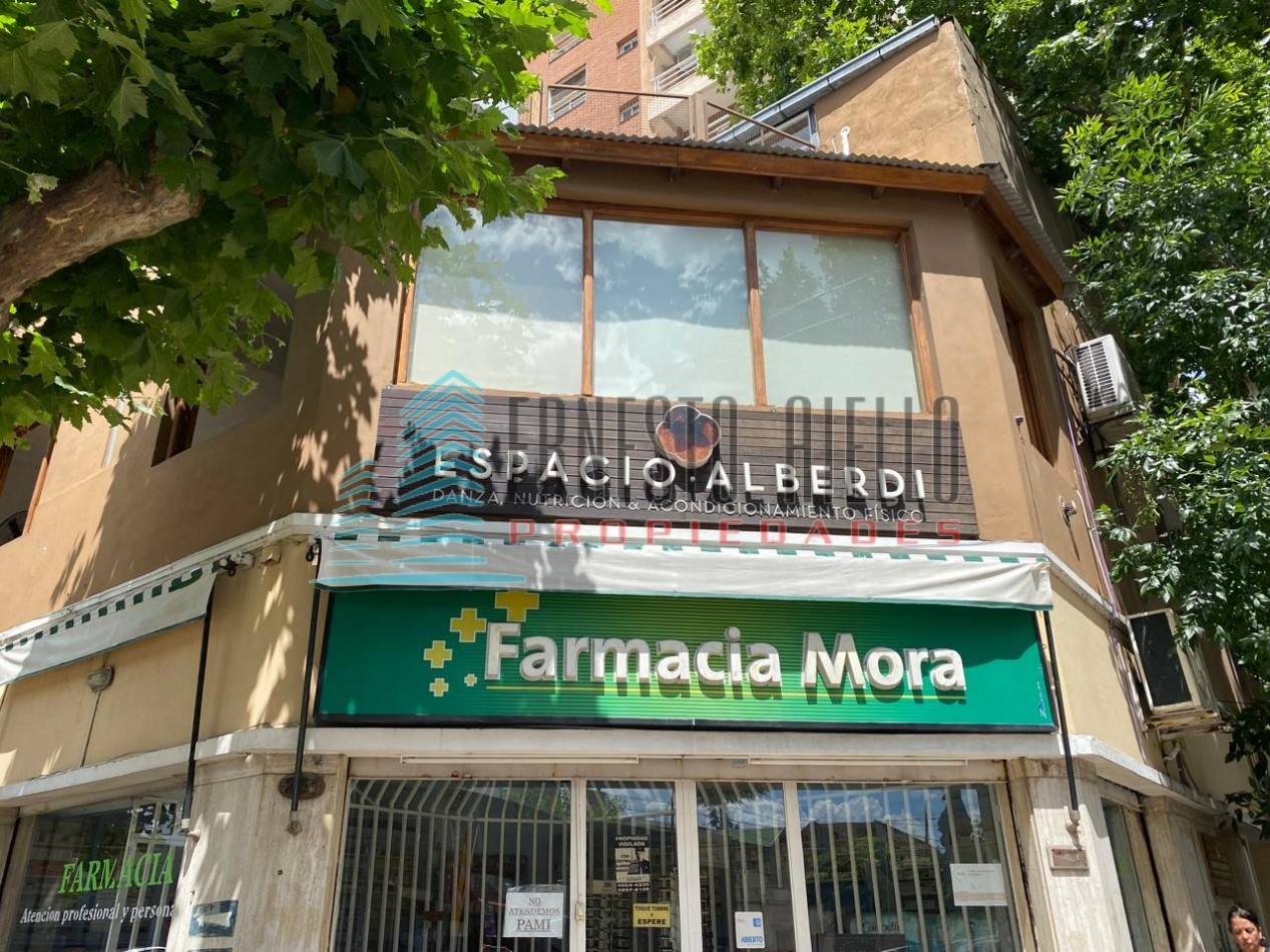 A. VENTA LOCAL COMERCIAL QUILMES
