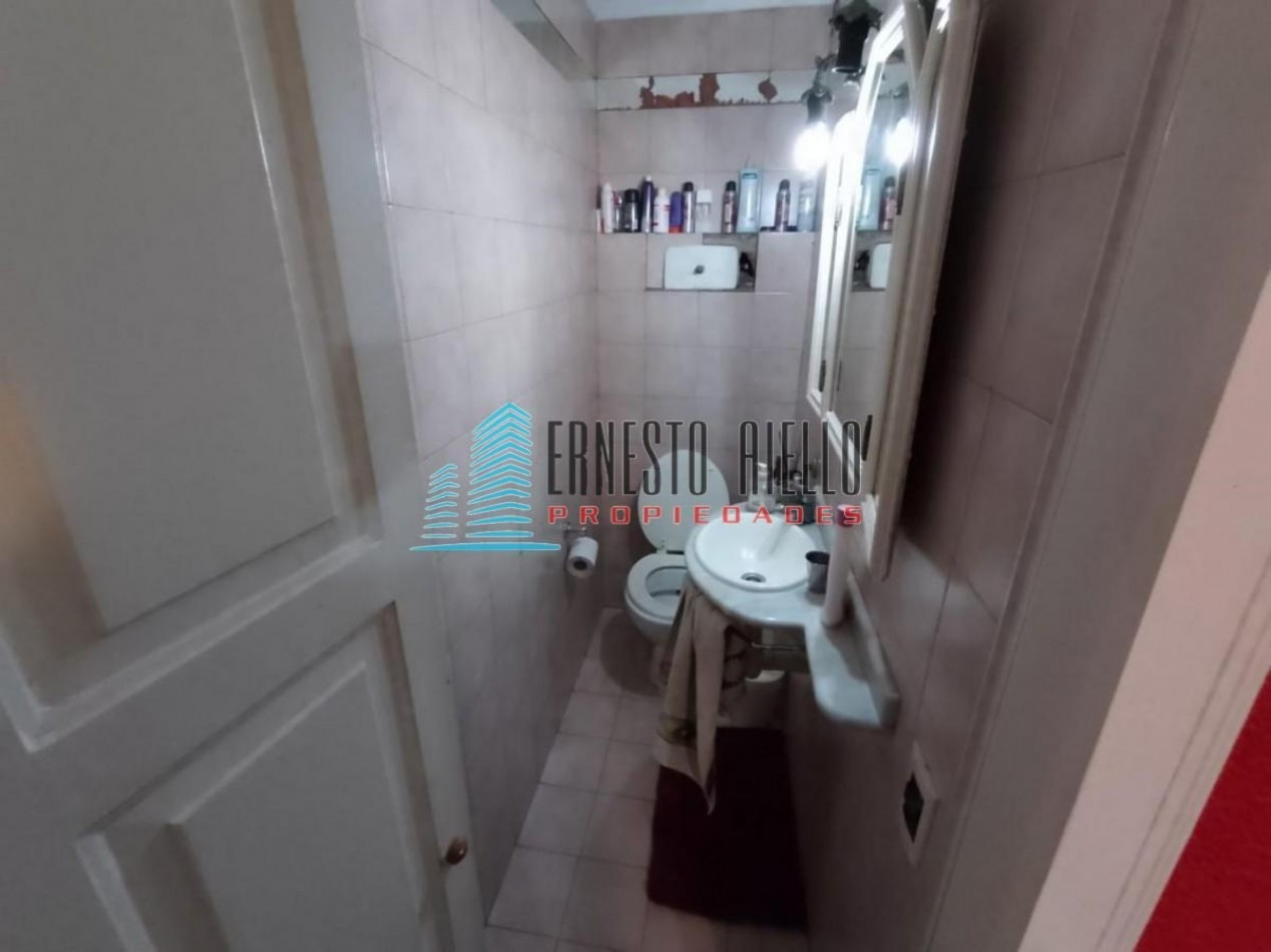 VENTA IMPECABLE DUPLEX CON COCHERA - QUILMES