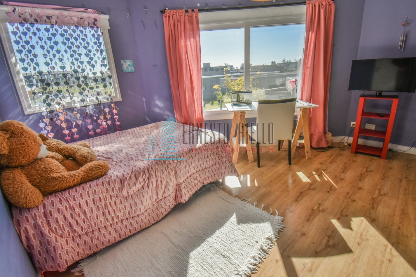 Impecable Piso Venta con dos cocheras -Quilmes Centro