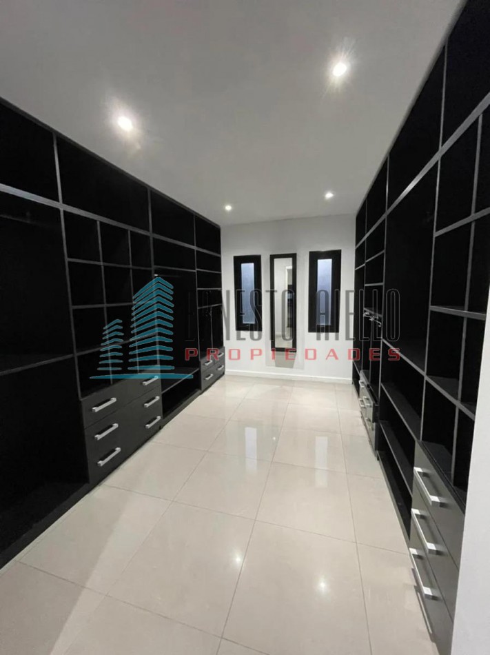 Impecable Casa en Venta - Nuevo Quilmes