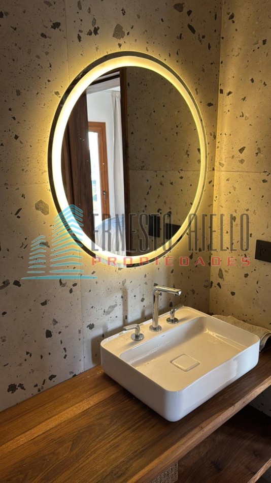 Espectacular Casa en Venta de Cinco Ambientes en Puerto Nizuc-Guillermo Hudson