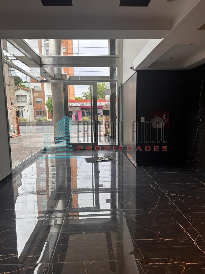 A. VENTA DEPARTAMENTO 3 AMBIENTES  MAX TOWER - BANFIELD