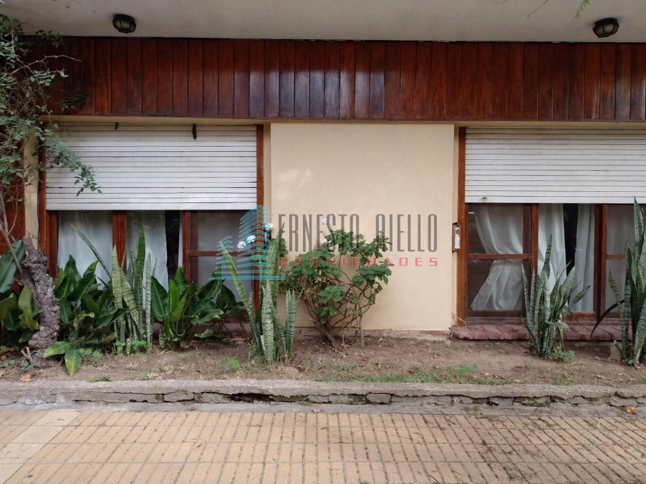 A. VENTA Retasada! Casa en Quilmes Residencial - Oportunidad! Ideal Inversore