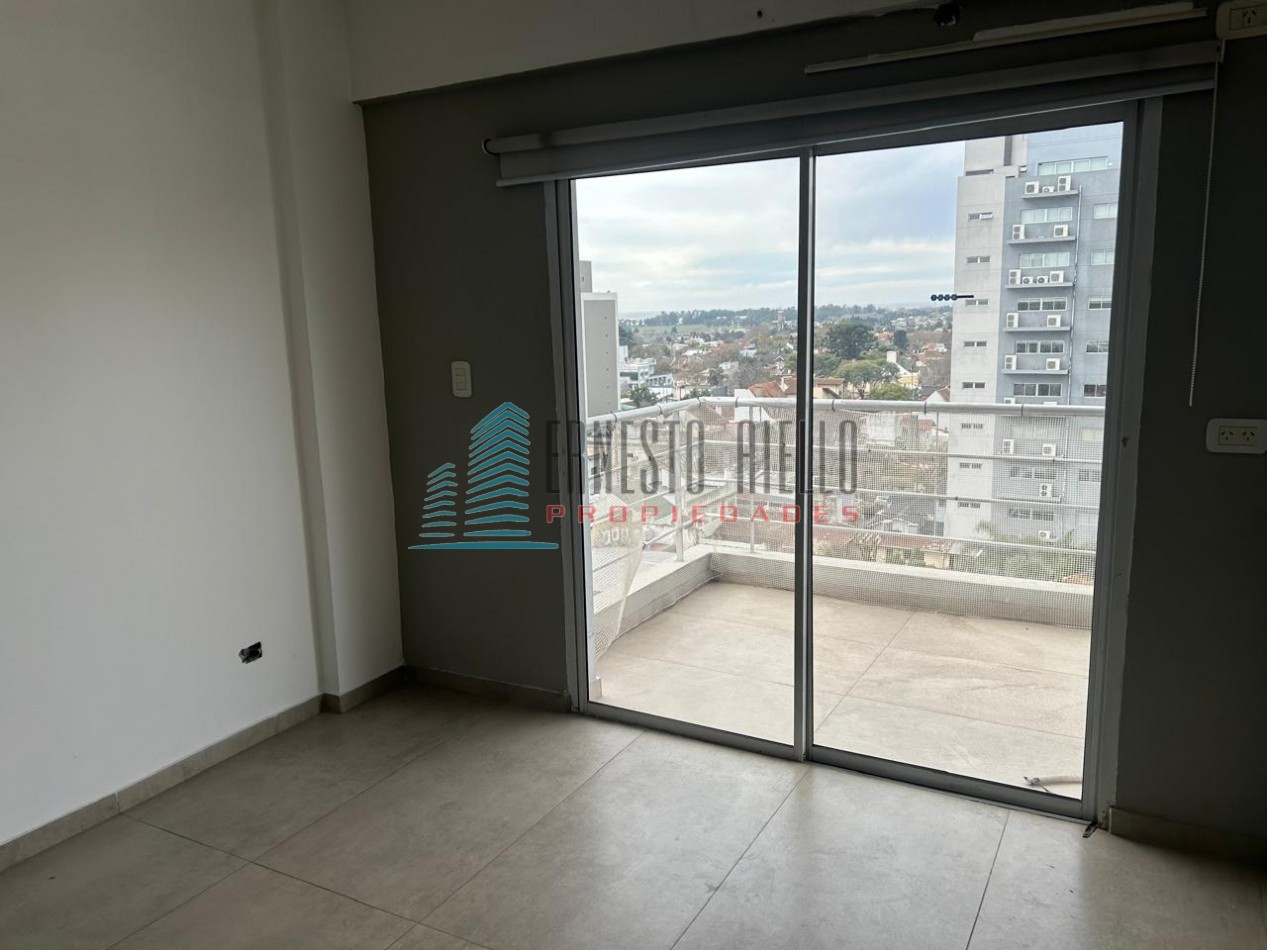 A. ALQUILER TRES AMBIENTES CON COCHERA - CENTRO DE QUILMES
