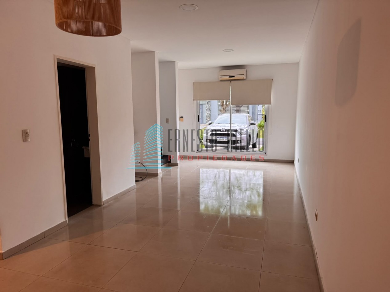 ALQUILER DUPLEX TRES AMBIENTES EN ALTOS DE HUDSON II