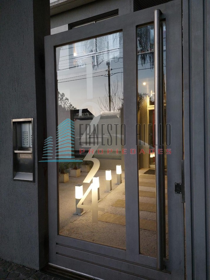 A. Departamentos en Venta Dos y Tres Ambientes - Berazategui