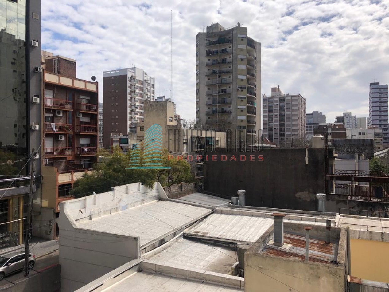 A. VENTA Departamento Tres Ambientes con Cochera y Baulera - Quilmes Centro