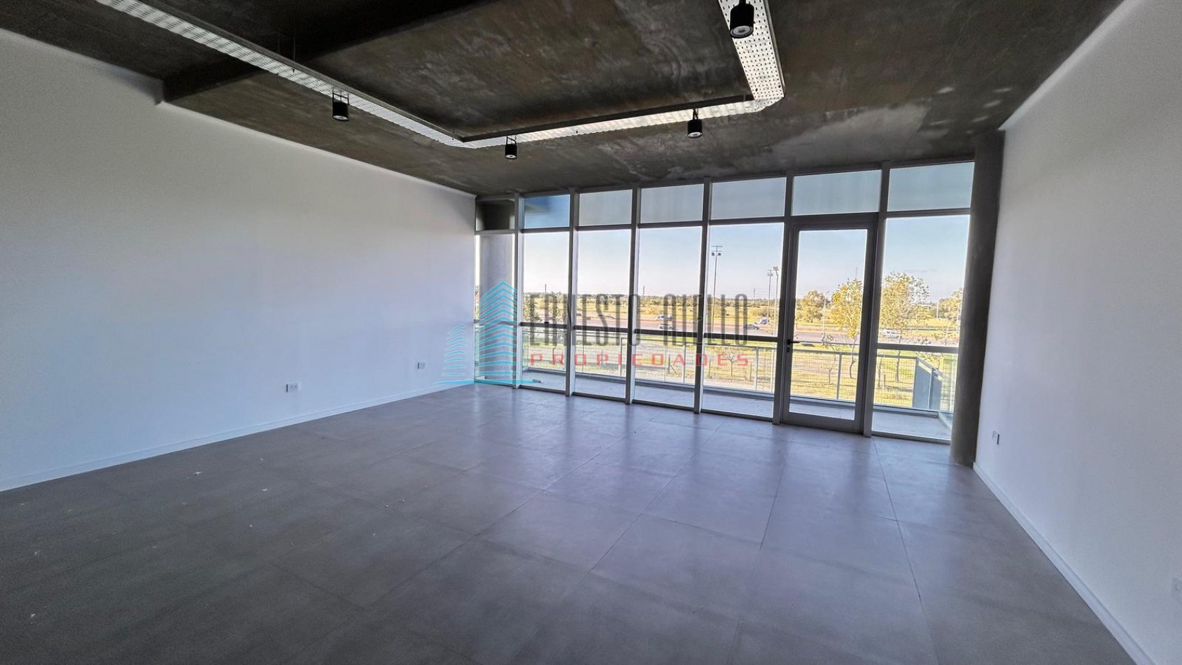 A. ALQUILER  Oficinas en Alquiler en Bertoia Tower - Polo Hudson