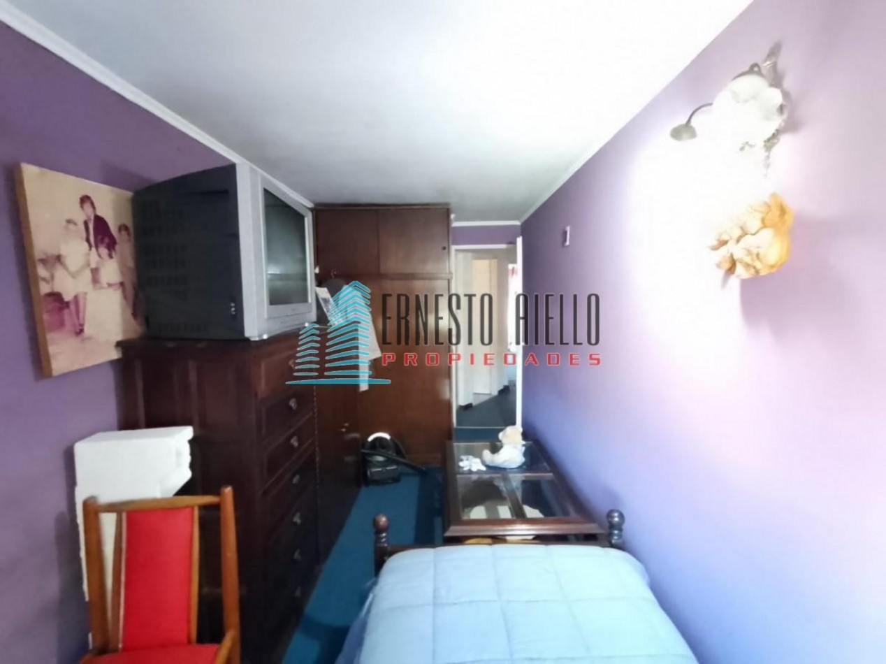 VENTA IMPECABLE DUPLEX CON COCHERA - QUILMES