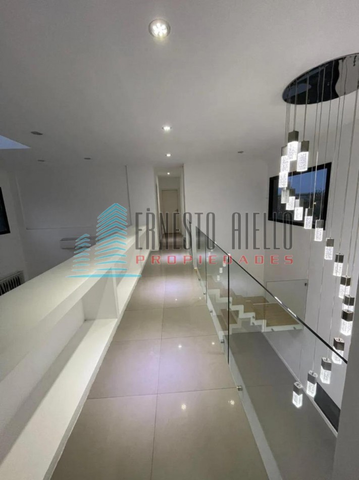 Impecable Casa en Venta - Nuevo Quilmes