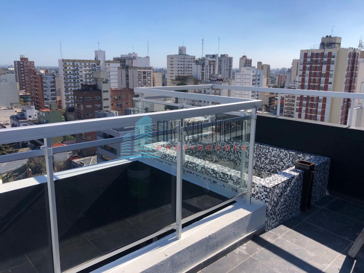 A- Departamento Triplex Ultimo Piso con Jacuzzi y Parrilla - Quilmes Centro.