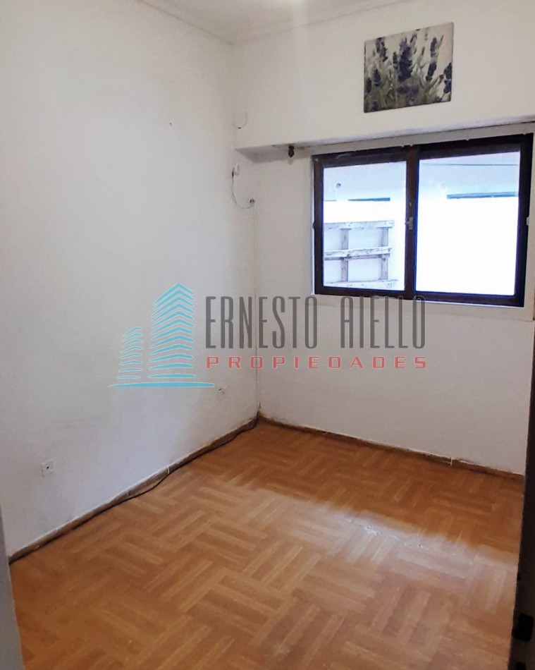VENTA PH en PLANTA BAJA TRES AMBIENTES