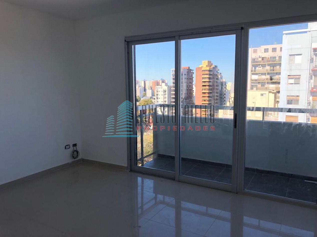 A- Departamento Triplex Ultimo Piso con Jacuzzi y Parrilla - Quilmes Centro.