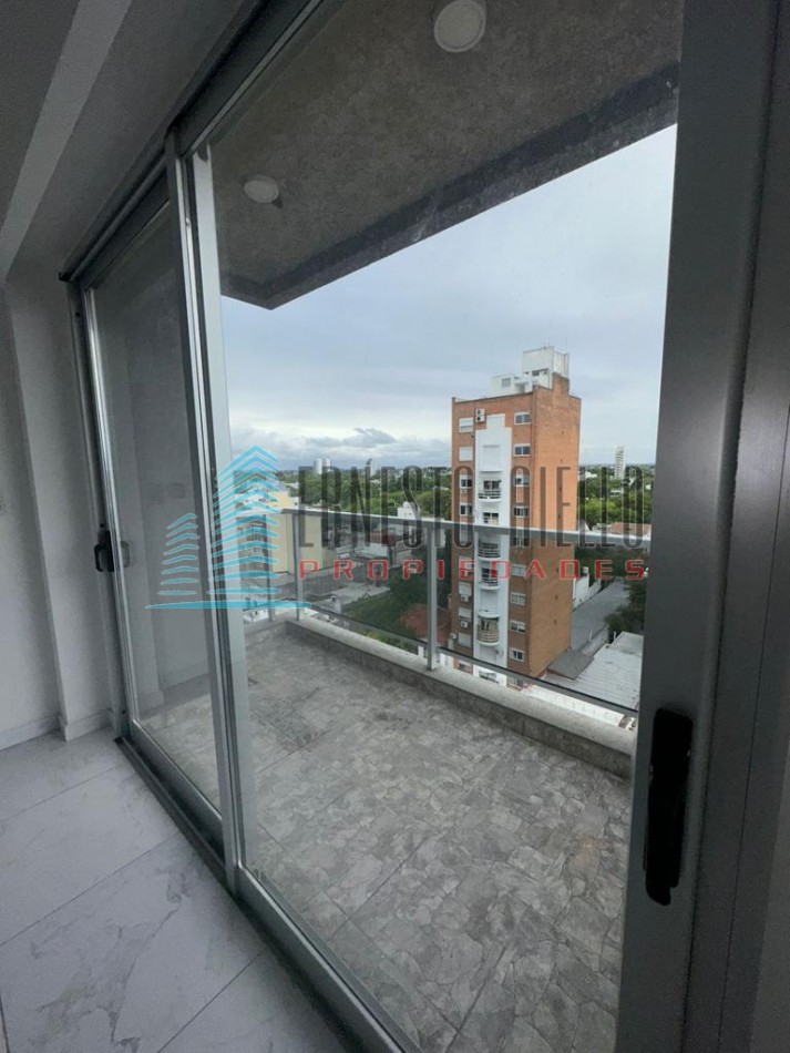 A. VENTA DEPARTAMENTO 3 AMBIENTES  MAX TOWER - BANFIELD