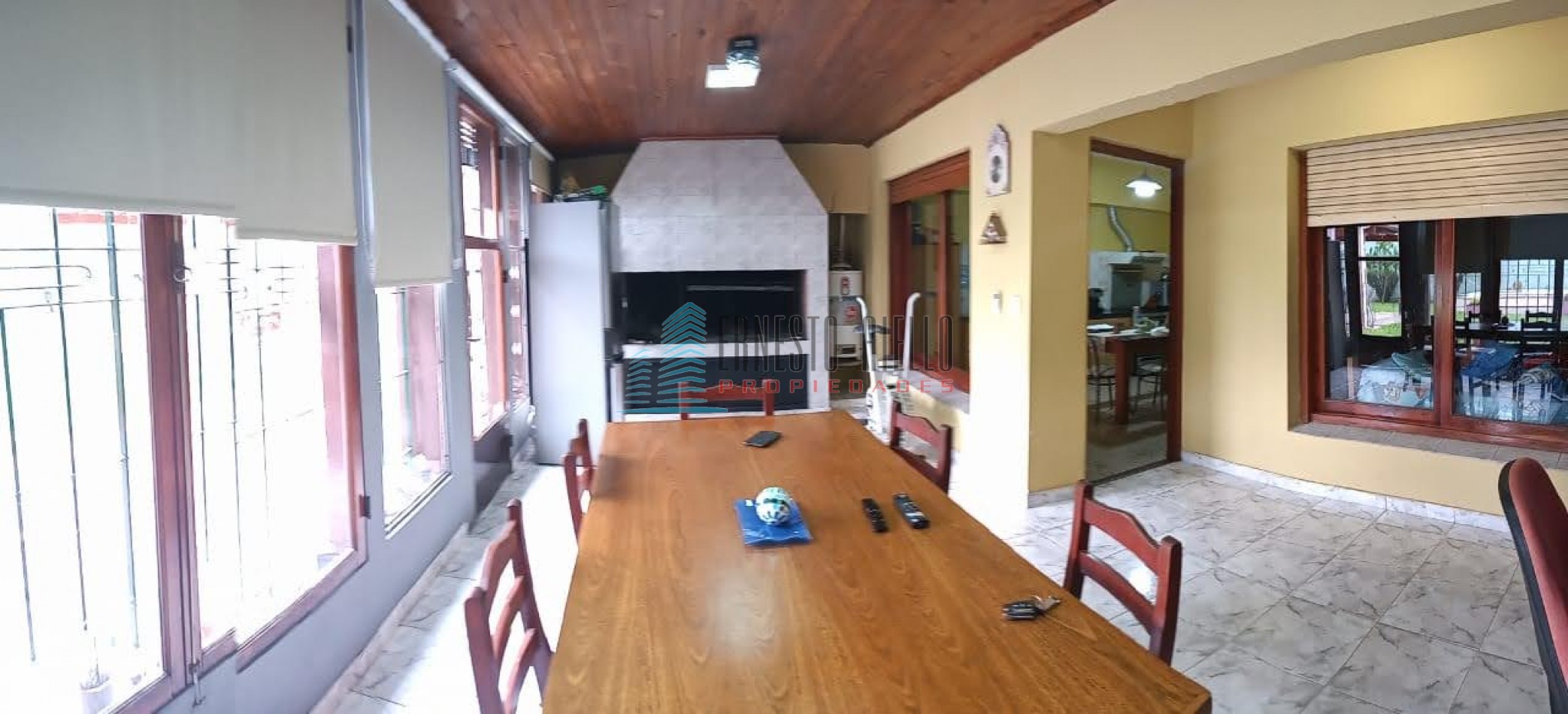 Venta Excelente Casa en Una Sola Planta con Piscina - Quilmes
