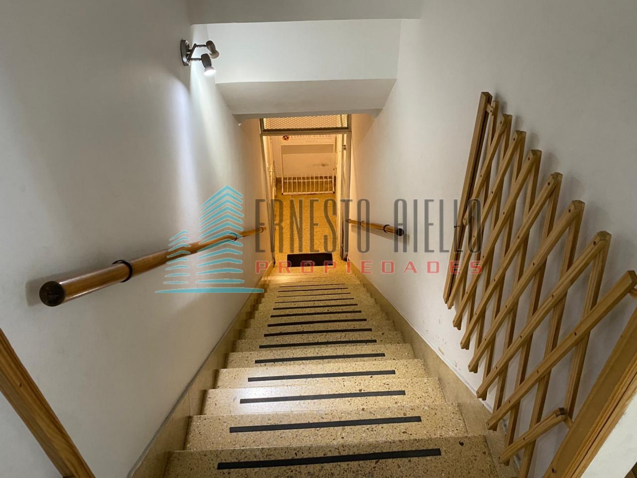 A. VENTA LOCAL COMERCIAL QUILMES