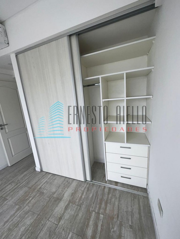 A. VENTA DEPARTAMENTO 3 AMBIENTES  MAX TOWER - BANFIELD