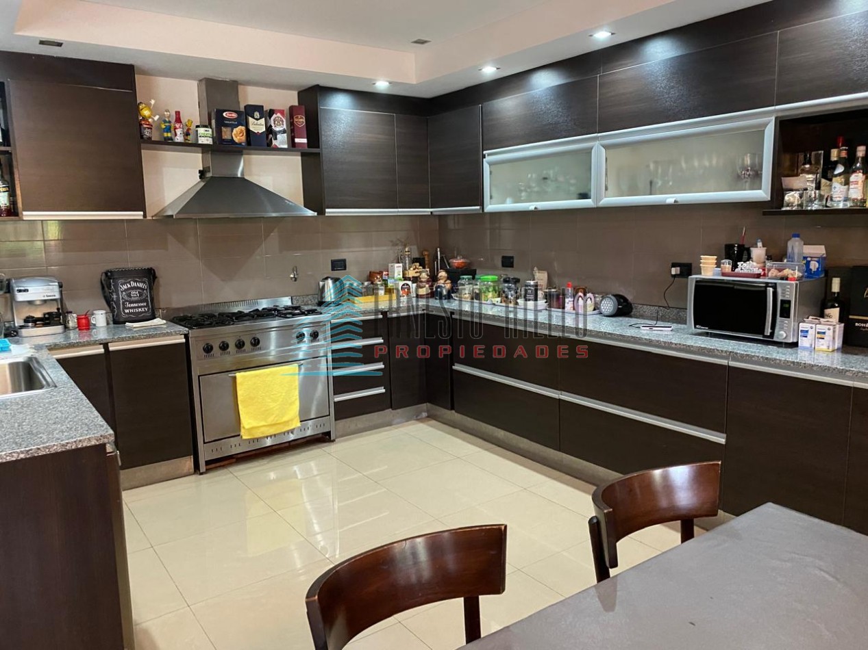 A. Nuevo Valor! Casa en Venta en Tres Plantas - Ideal Inversores