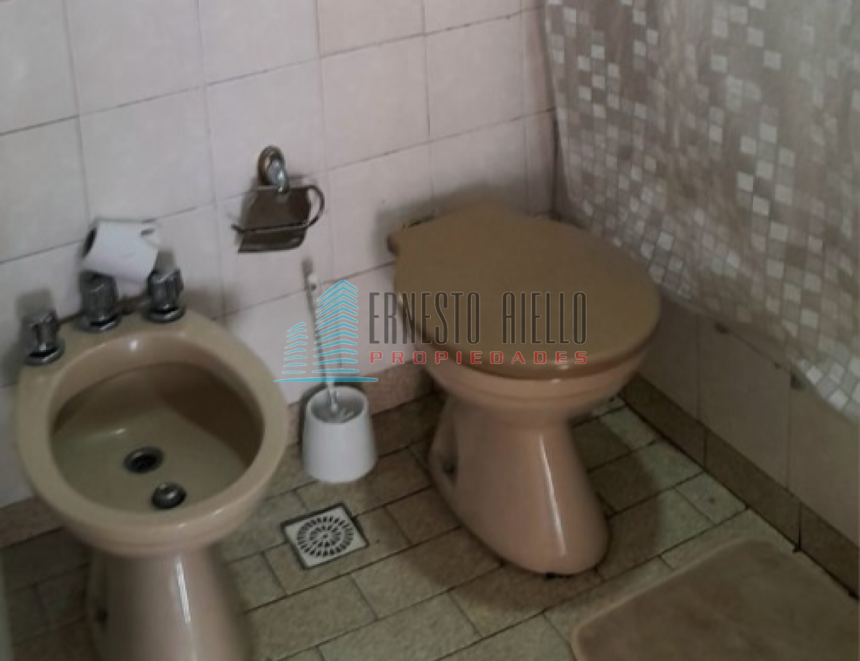 A. VENTA DEPARTAMENTO 4 AMBIENTES QUILMES 