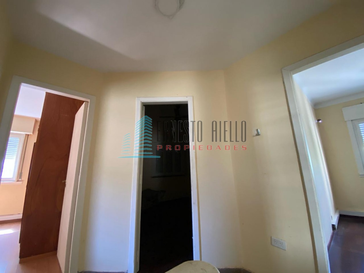 VENTA CASA 4 Ambientes Excelente Ubicacion 