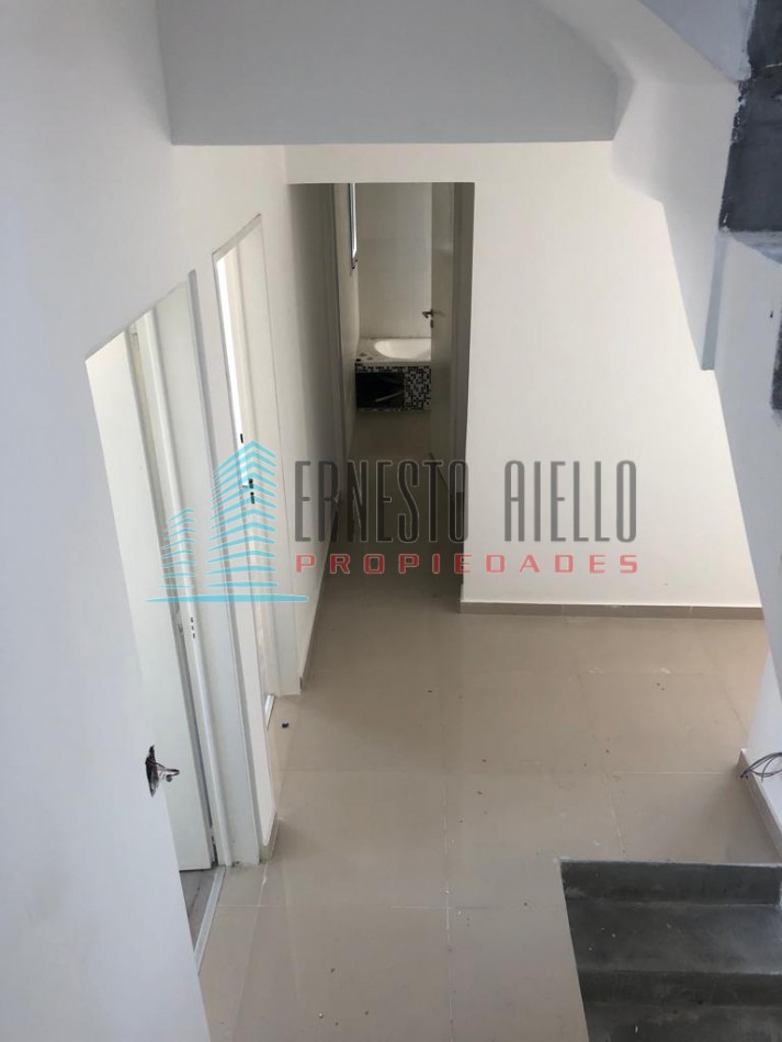 A- Departamento Triplex Ultimo Piso con Jacuzzi y Parrilla - Quilmes Centro.