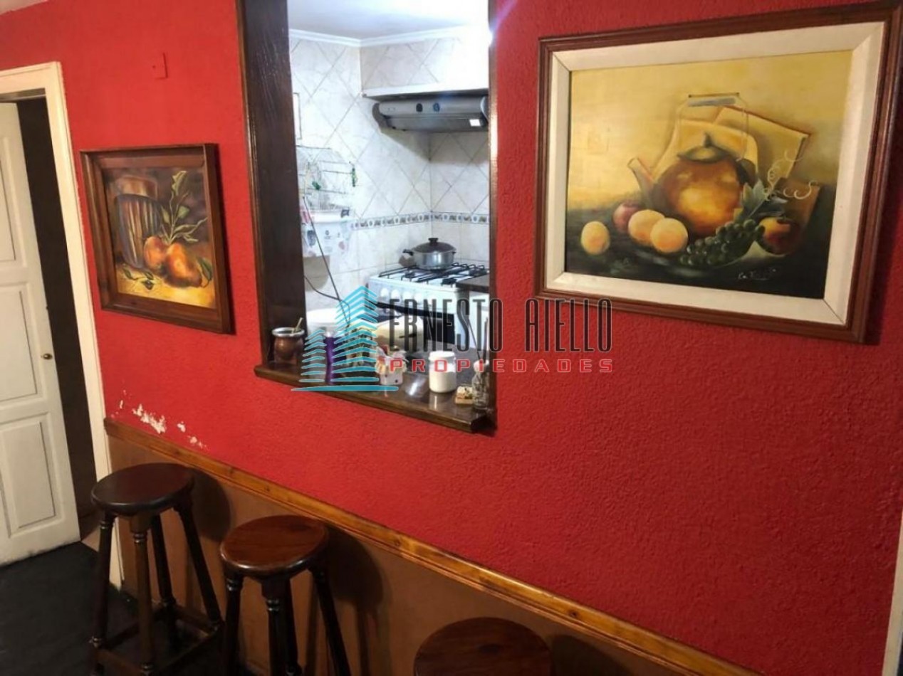 VENTA IMPECABLE DUPLEX CON COCHERA - QUILMES