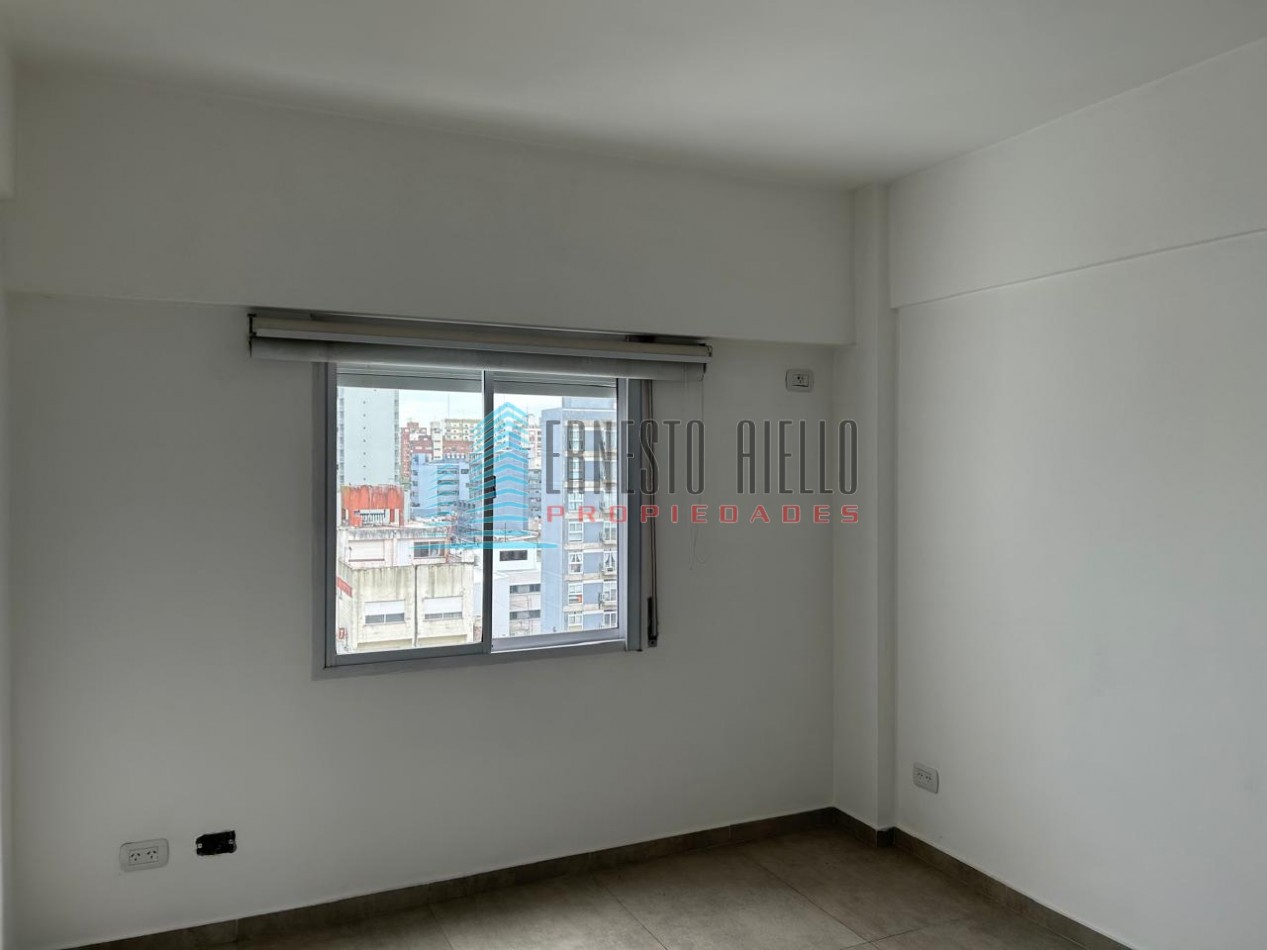 A. ALQUILER TRES AMBIENTES CON COCHERA - CENTRO DE QUILMES