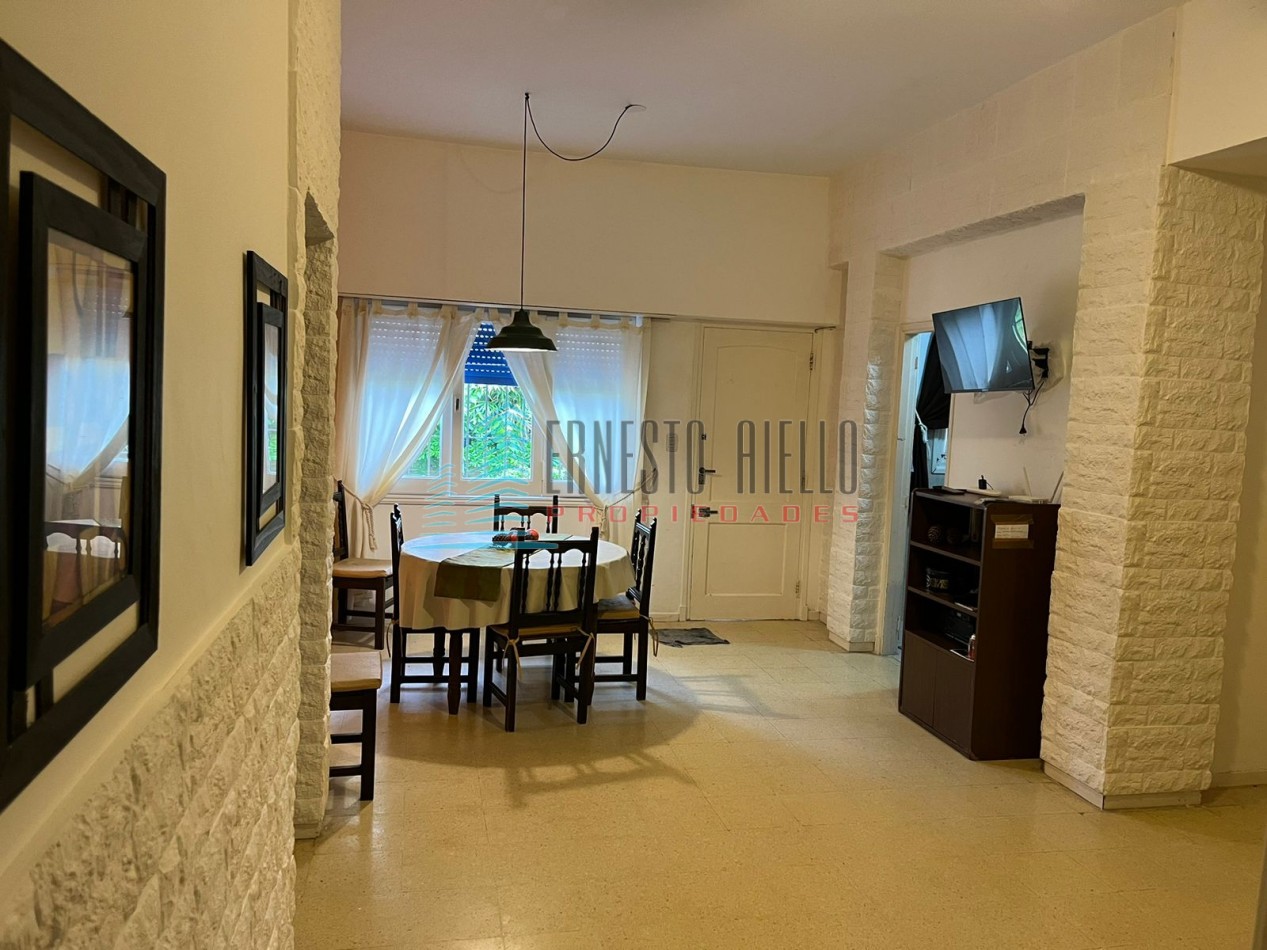 A- VENTA Departamento PH Amueblado en Villa Gesell - Sobre Costanera 