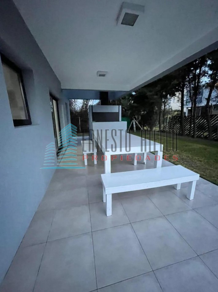Impecable Casa en Venta - Nuevo Quilmes