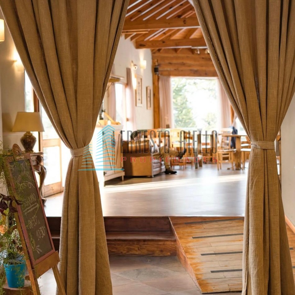 A. VENTA Espectacular Complejo de Hosteria y Cabañas en Venta en Villa Pehuenia, Provincia de Neuquen.