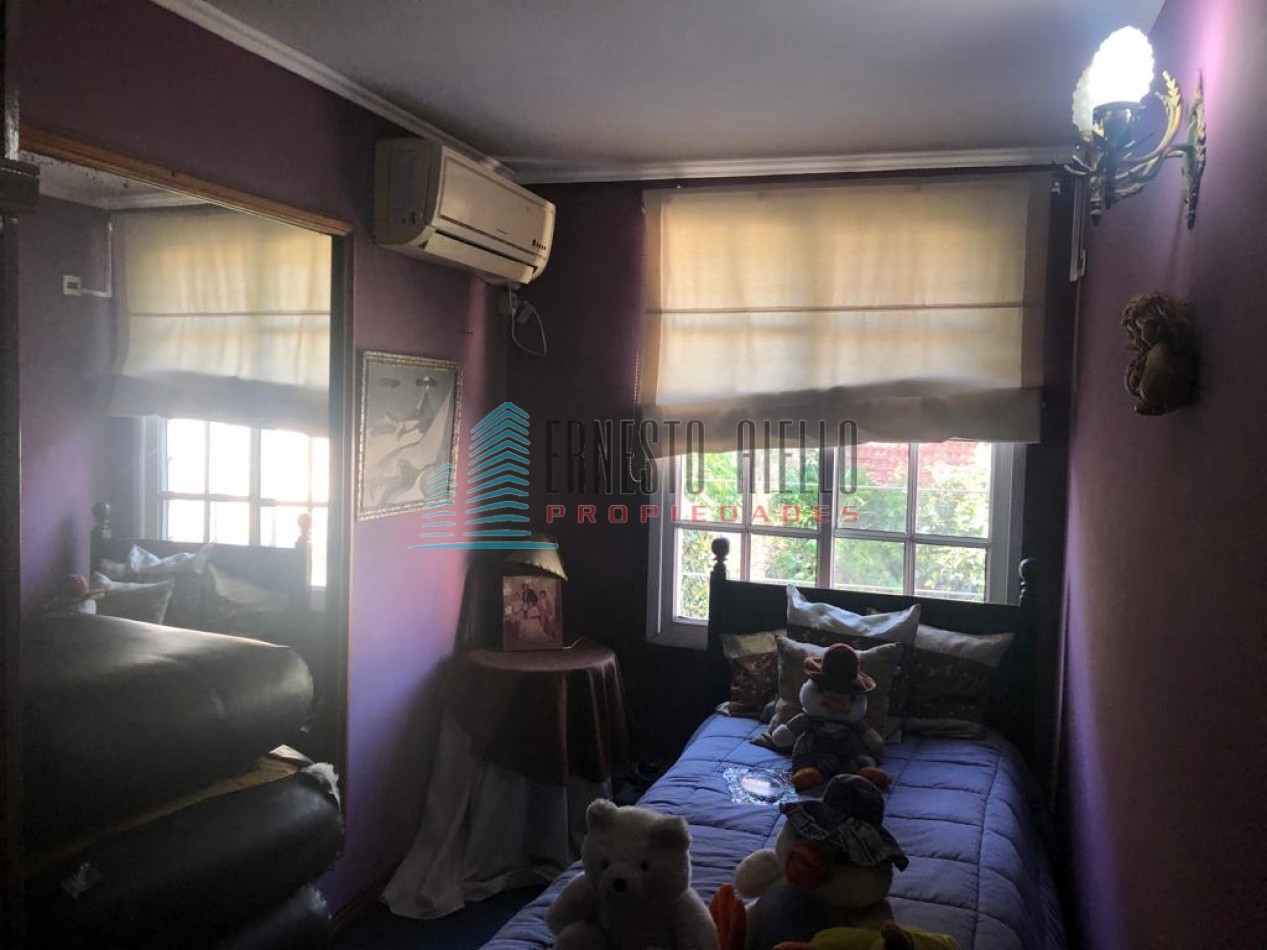 VENTA- Impecable Duplex con Cochera - Quilmes 