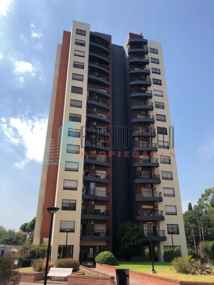 Departamento Tres Ambientes en Torres de Guido con Cochera