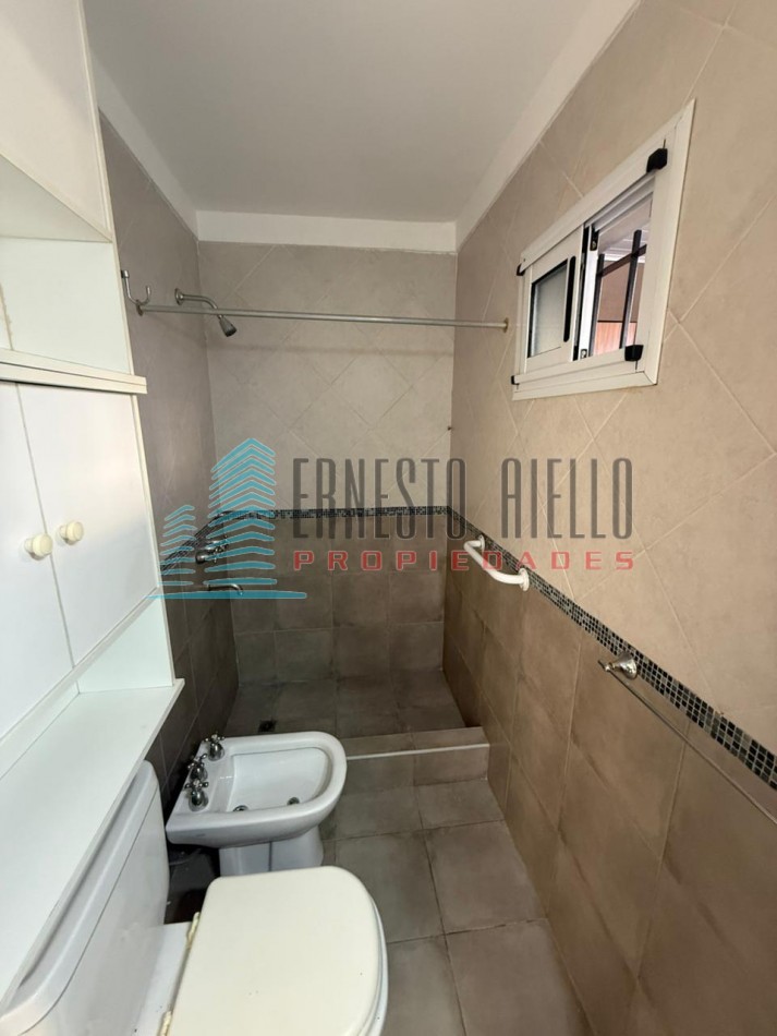ALQUILER DE DEPARTAMENTO EN PLANTA BAJA CON PATIO