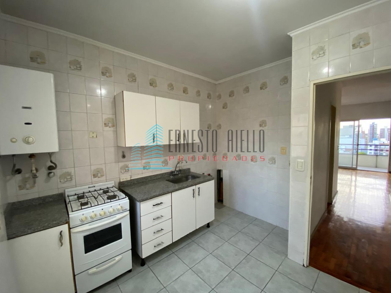 A. VENTA DEPARTAMENTO DOS AMBIENTES PLENO CENTRO QUILMES