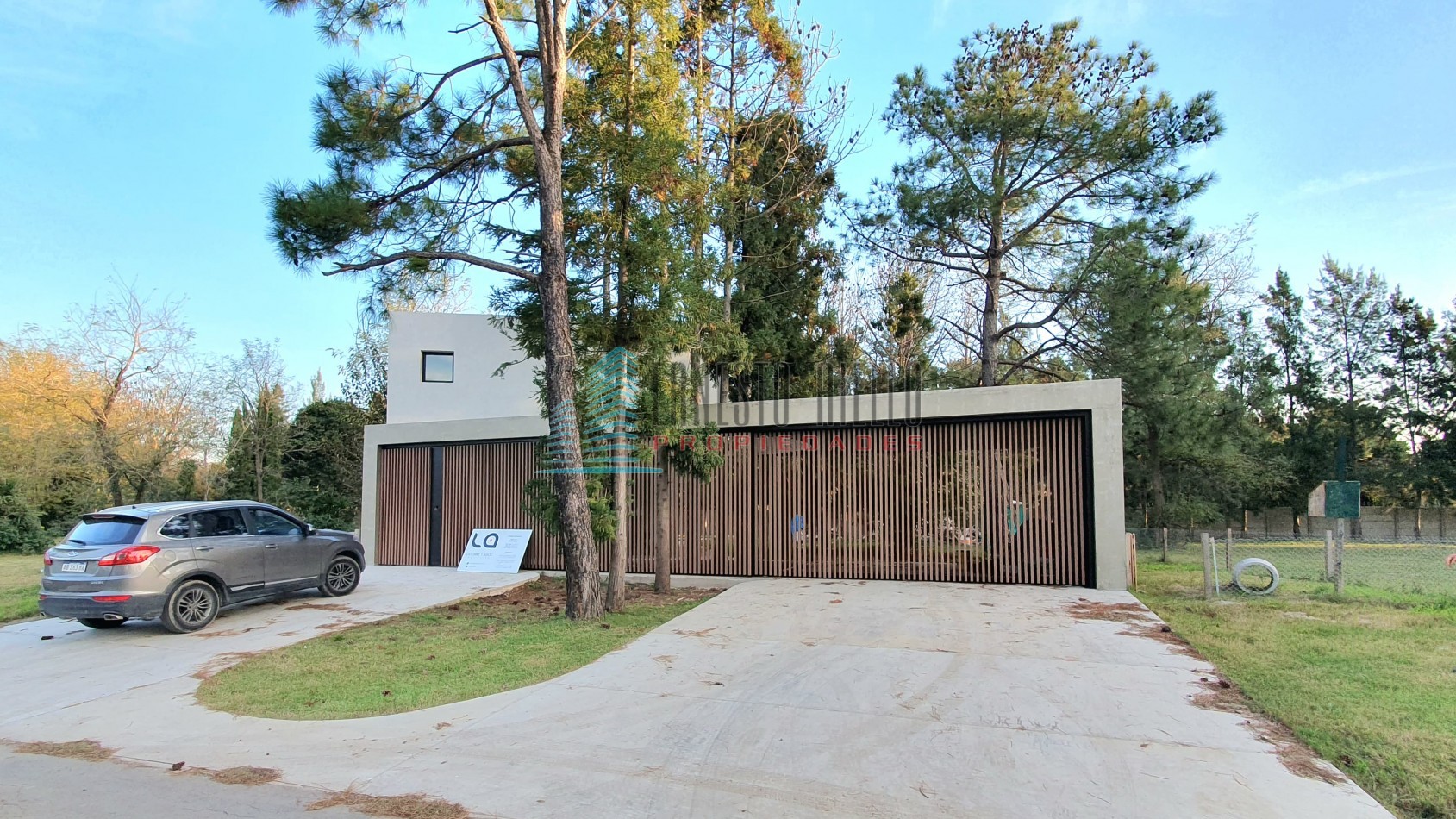 A. Casa en Venta 4 Ambientes Greenville con Piscina