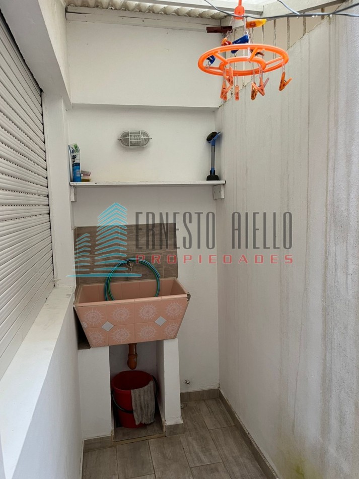 A- VENTA Departamento PH Amueblado en Villa Gesell - Sobre Costanera 