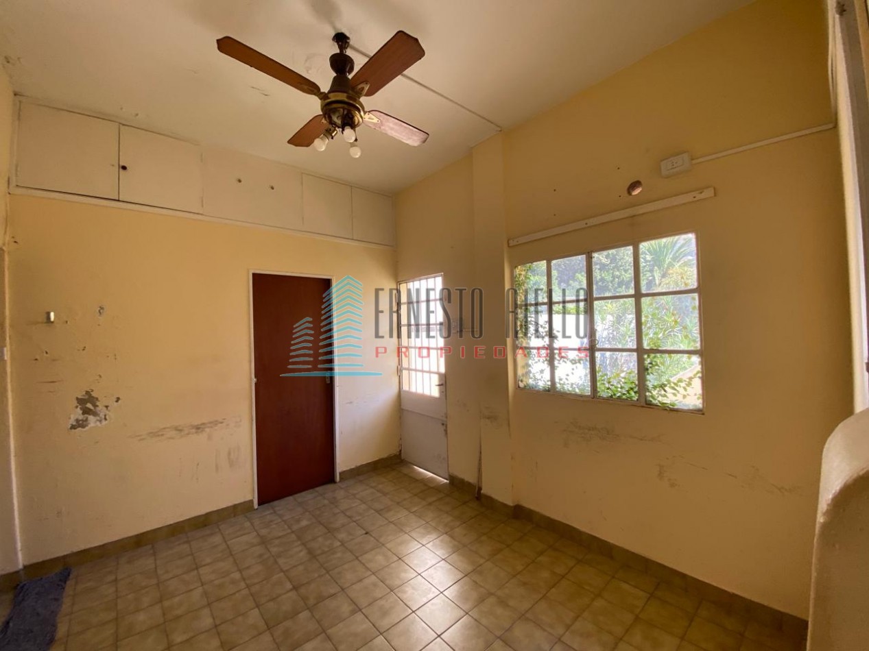 VENTA CASA 4 Ambientes Excelente Ubicacion 
