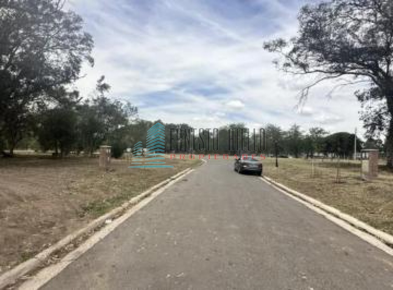 A.VENTA LOTE CENTRAL Fondo Verde en BARRIO SAN JUAN CHICO