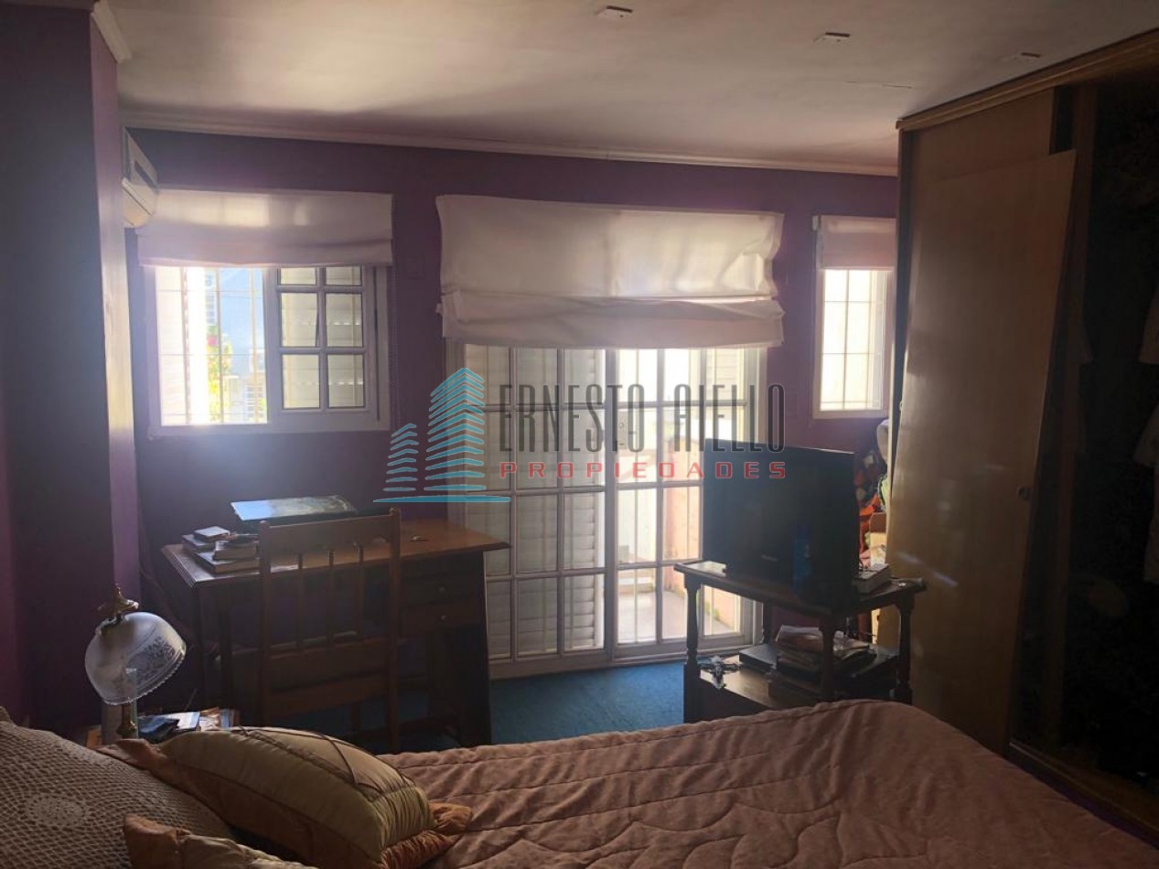 VENTA- Impecable Duplex con Cochera - Quilmes 