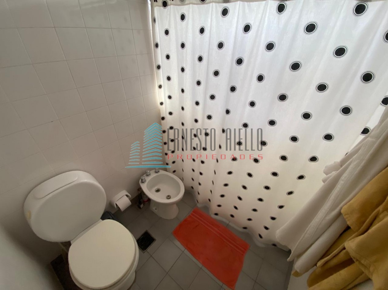 A. Venta Casa 4 Ambientes con Cochera - Barrio Cerrado Cervecero