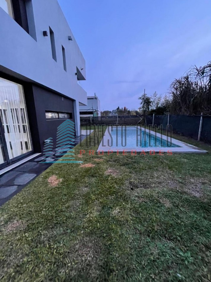 Impecable Casa en Venta - Nuevo Quilmes