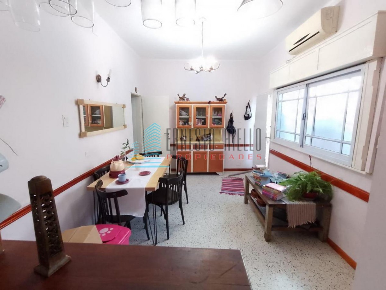 A. VENTA CASA Tres Ambientes - Apto Credito
