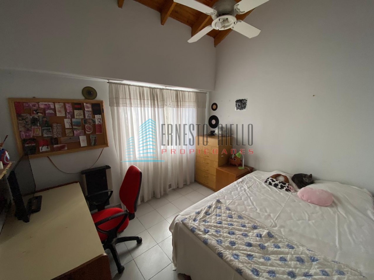 A. Venta Casa 4 Ambientes con Cochera - Barrio Cerrado Cervecero