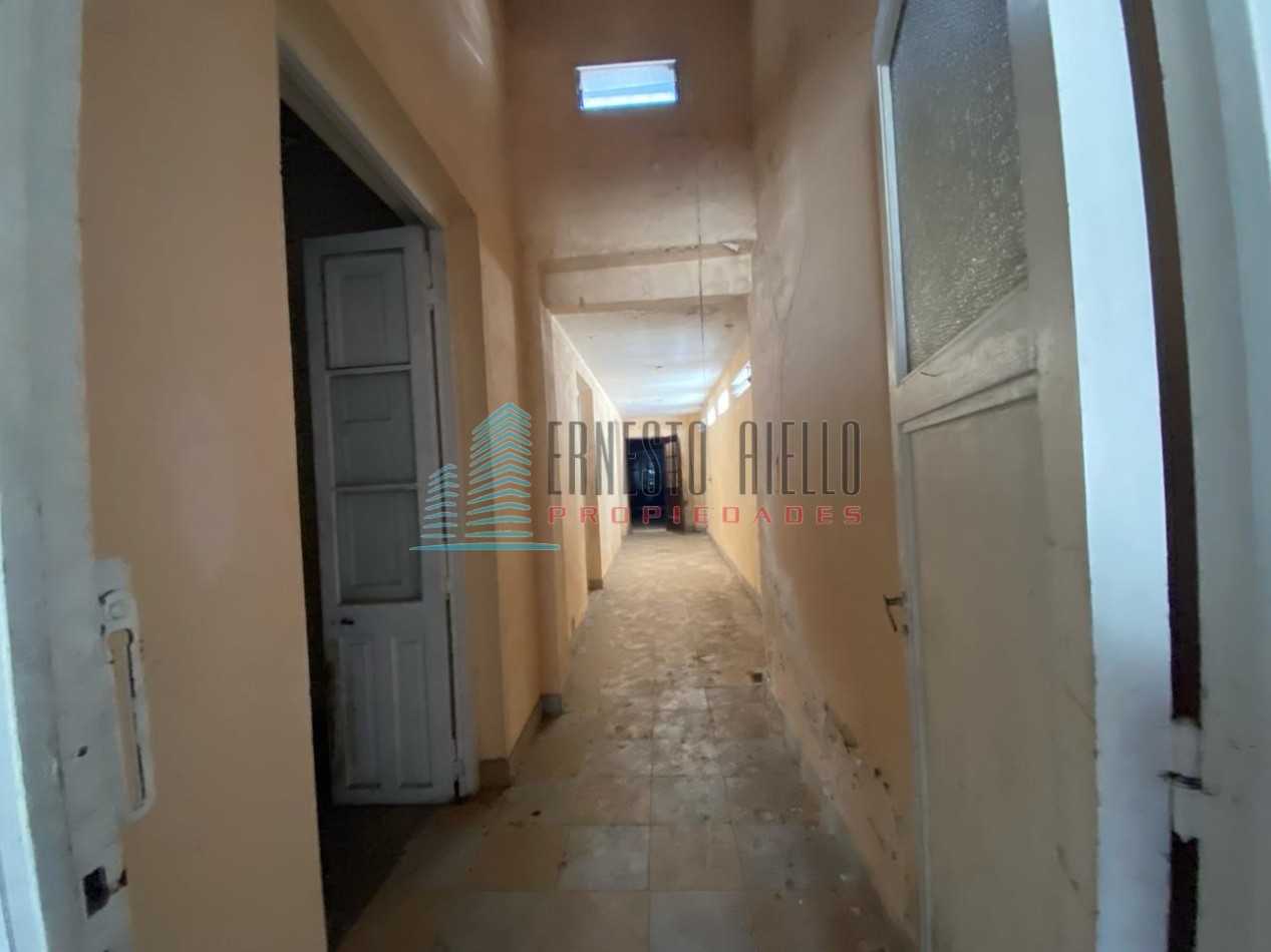 A. Venta Casa a Remodelar - Excelente Ubicacion - Zona de Gastronomia