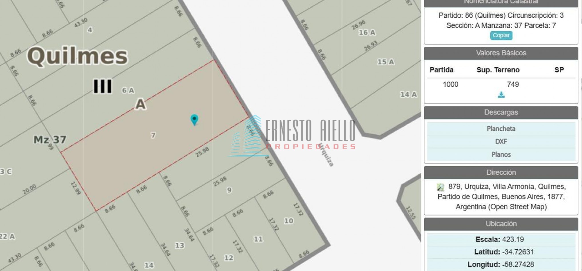 VENTA Casa con Estilo, Parque, Quincho y Depto. Independiente - Todo en una misma propiedad