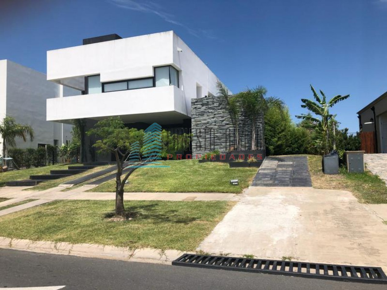 Impecable Casa en Venta - Nuevo Quilmes