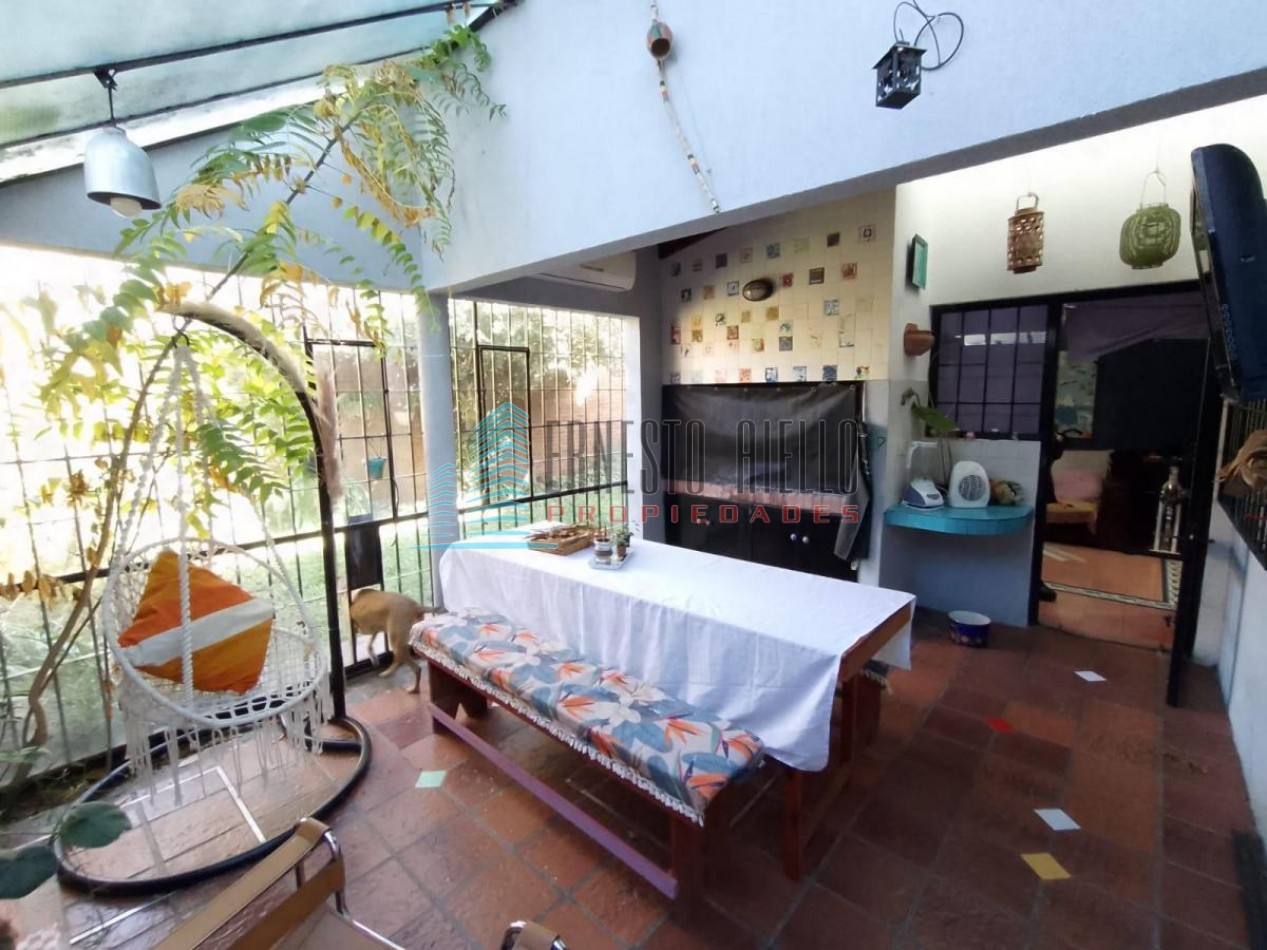 A. VENTA CASA Tres Ambientes - Apto Credito