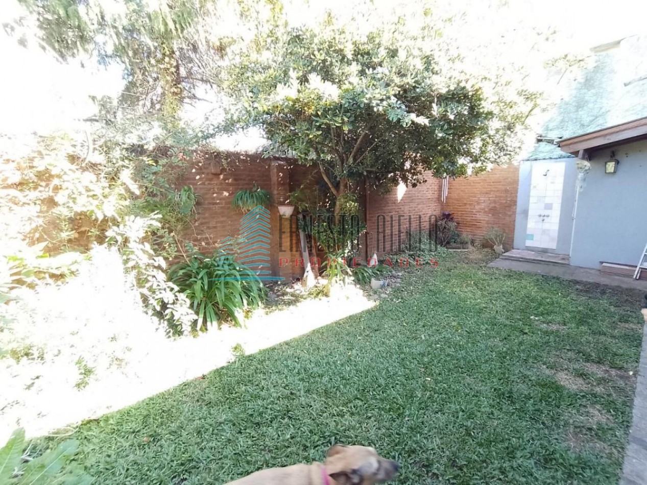 A. VENTA CASA Tres Ambientes - Apto Credito