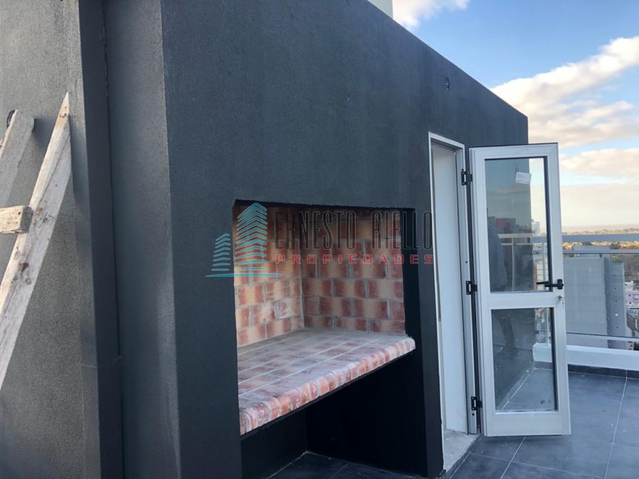 A- Departamento Triplex Ultimo Piso con Jacuzzi y Parrilla - Quilmes Centro.